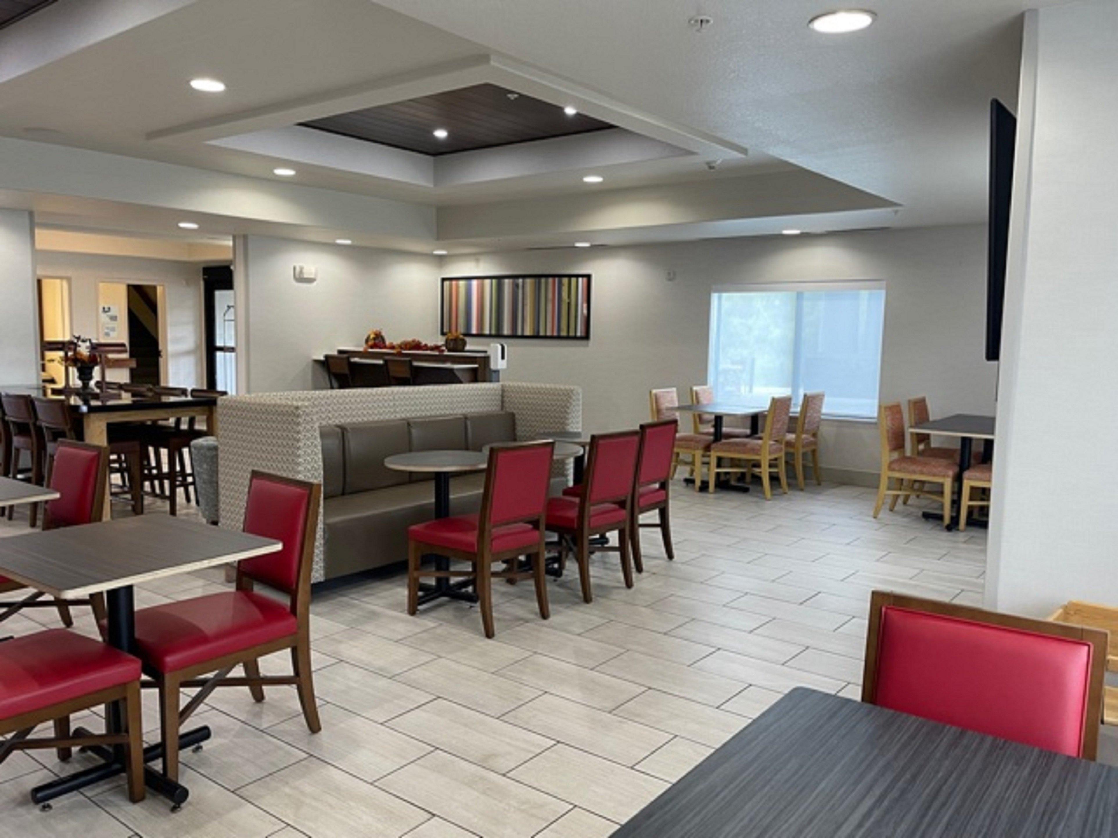Holiday Inn Express Hotel & Suites Lewisburg By Ihg Exteriör bild