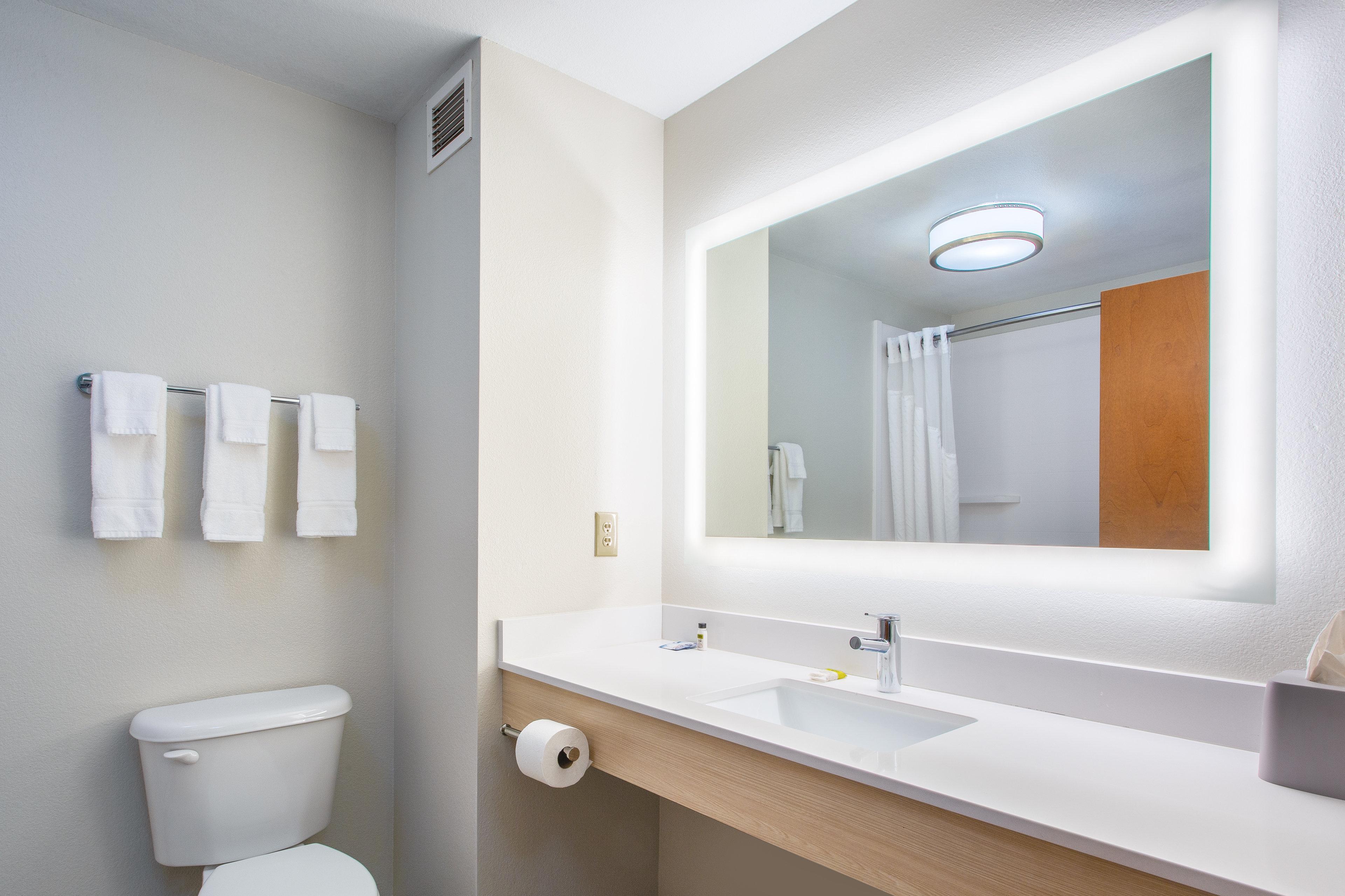 Holiday Inn Express Hotel & Suites Lewisburg By Ihg Exteriör bild